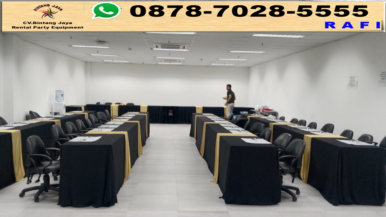 Rental Meja Kotak Alas Hitam Set Kursi Direktur Jakarta