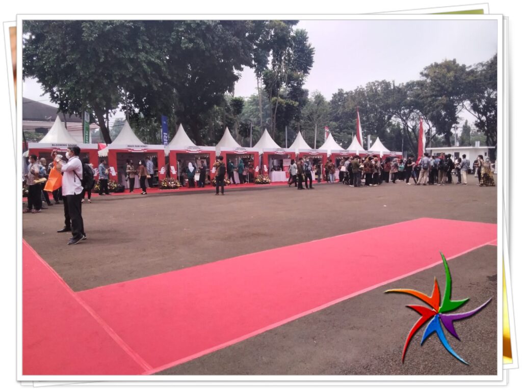 Sedia Tenda Kerucut Bazar UMKM