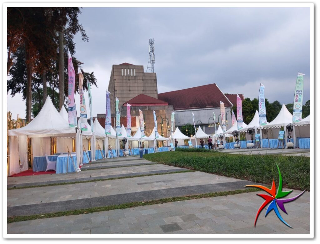 Sewa Tenda Kerucut Ratusan Unit Siap Kirim