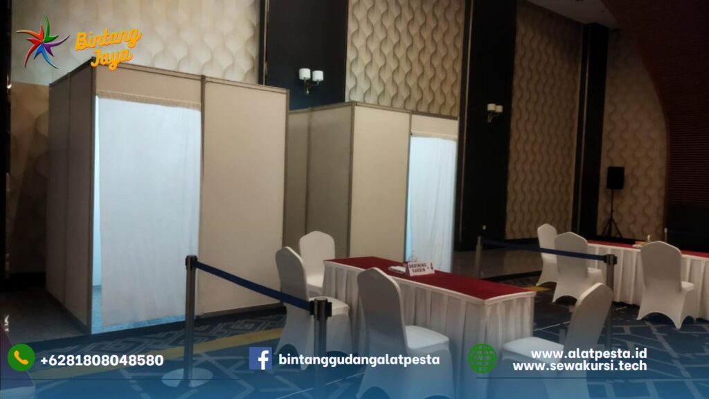 Sewa Tiang Antrian Type Sabuk Tarik Biru Jakarta