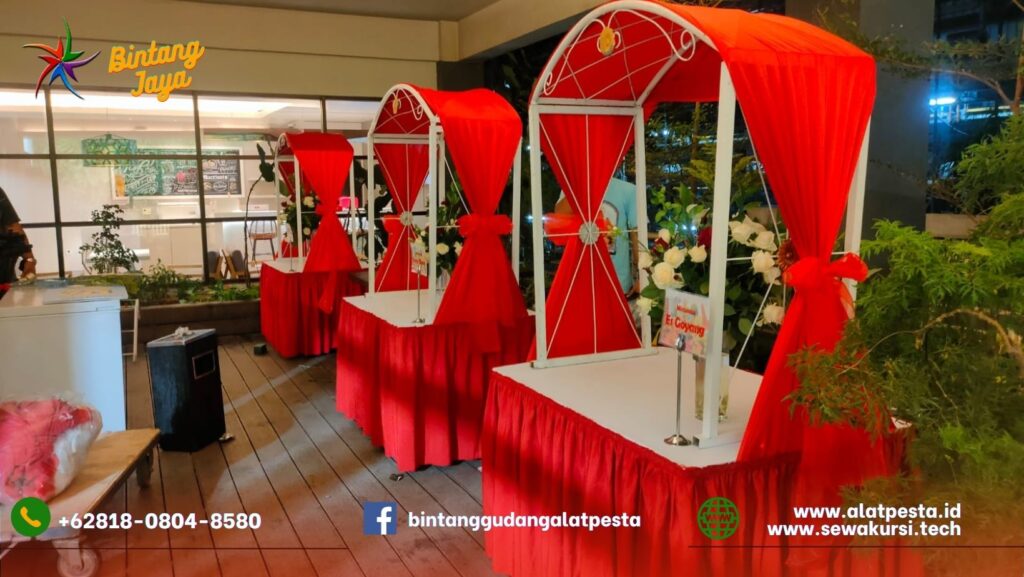 Sewa Gubukan Stand Makanan Cover Merah Hitam Area Tangerang