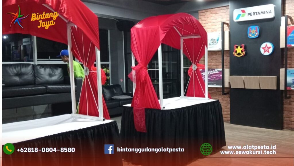 Sewa Gubukan Stand Makanan Cover Merah Hitam Area Tangerang