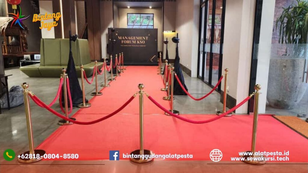 Sewa Tiang Antrian Bludru Merah Tenda Meja Kursi Area Bogor