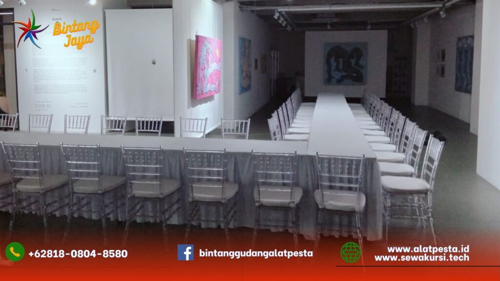 Sewa Meja Ibm Set Kursi Tiffany Acrylic di Jakarta