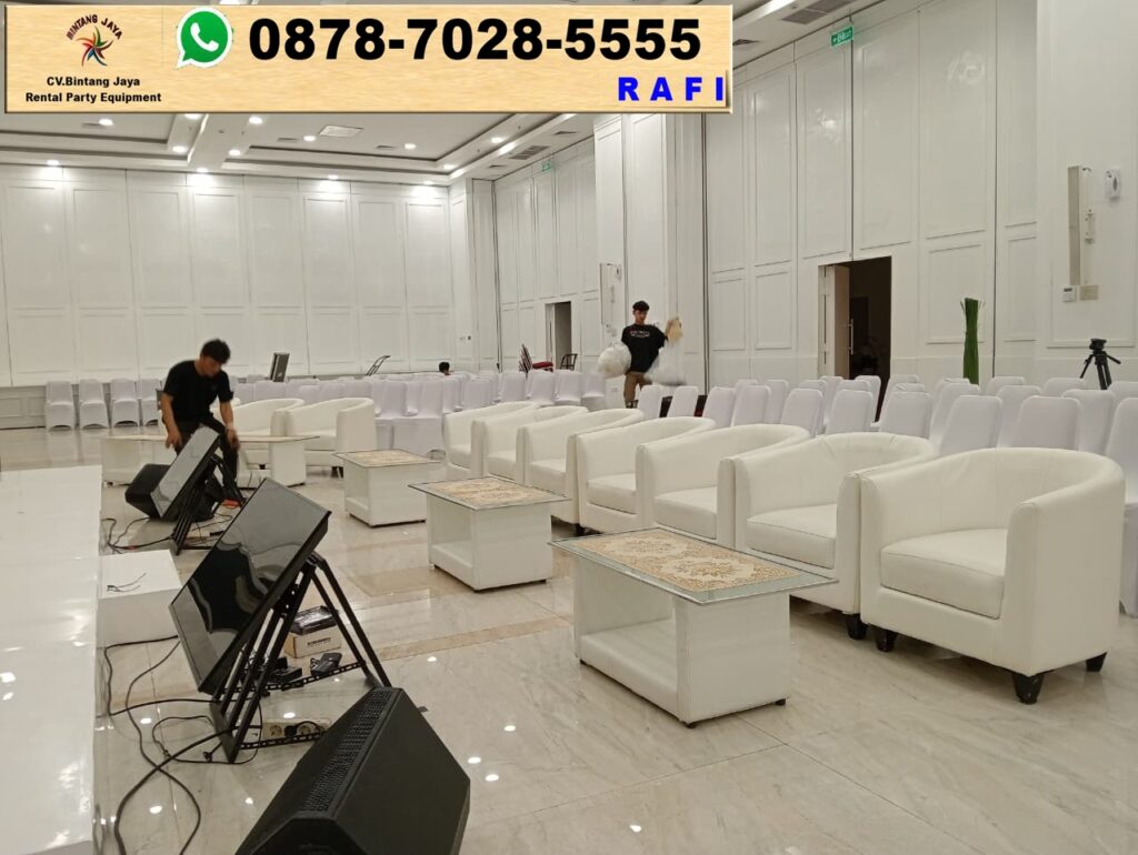 Rental Sofa Desain Oval Warna Putih Jakarta