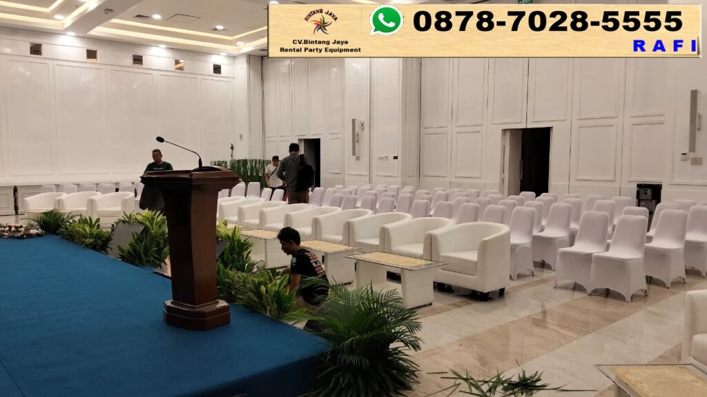 Rental Sofa Oval Putih Dan Kursi Futura Jakarta