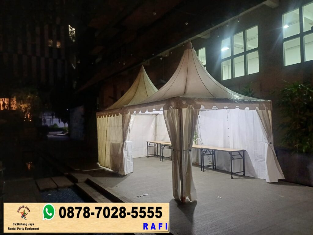 Sewa Meja Kotak HPL Sarnafil 3x3 Kursi Futura Event Cibis Park