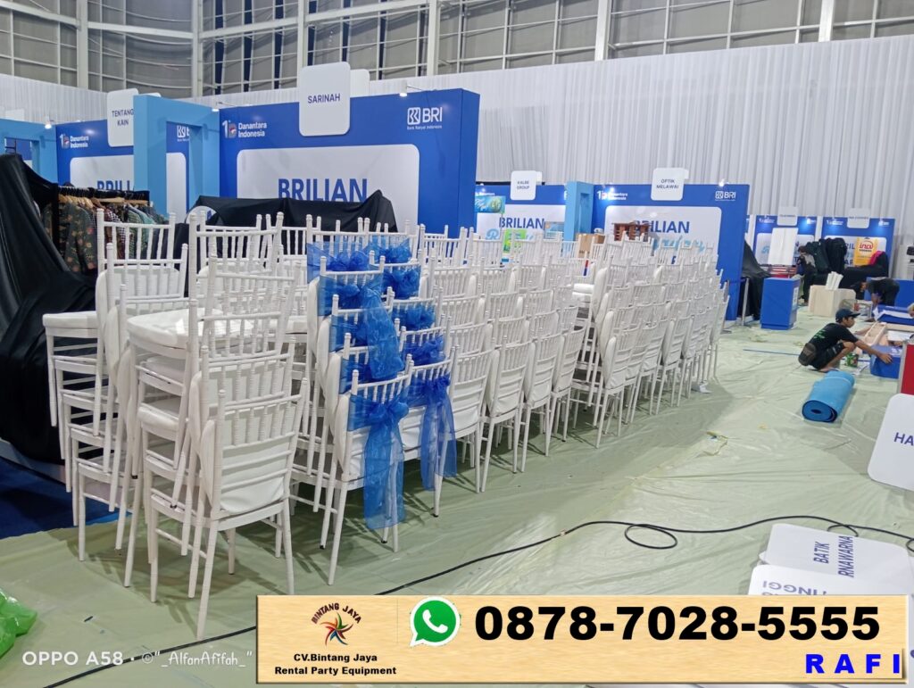 Sewa Kursi Tiffany Putih Pita Biru Jakarta