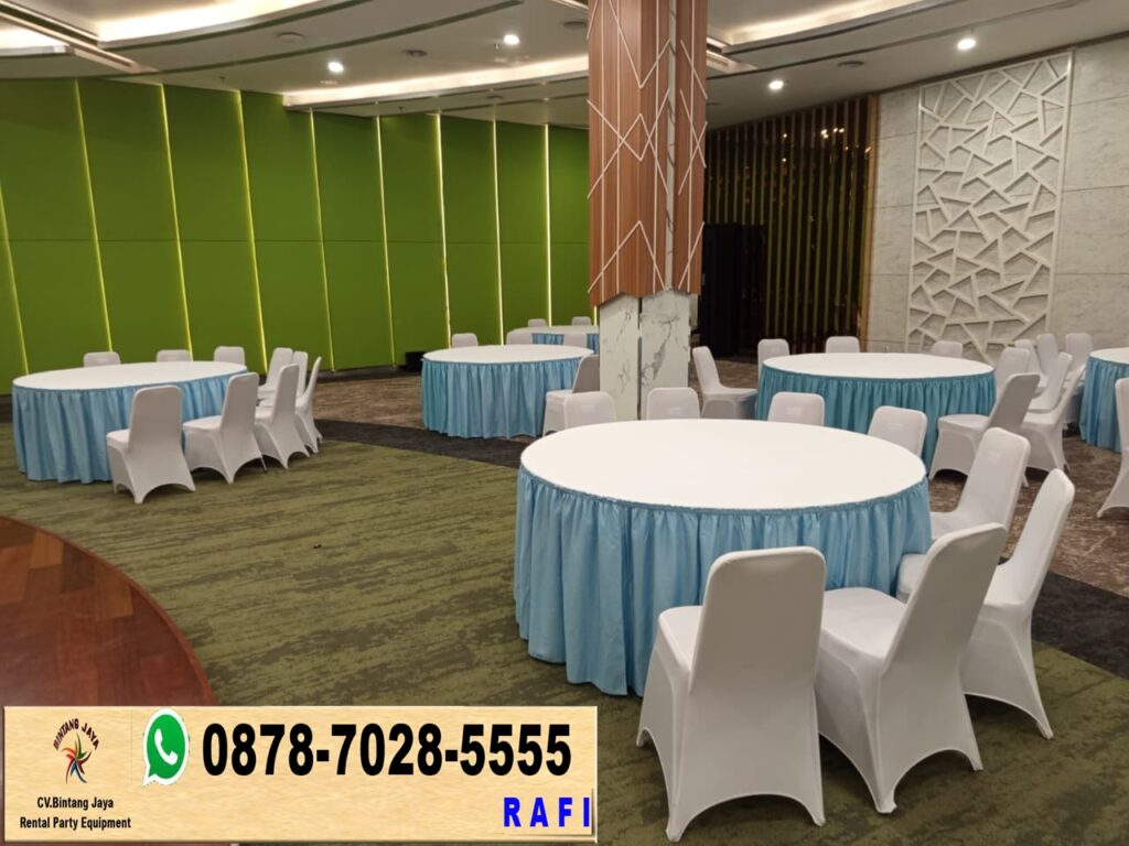 Rental meja Bulat Taplak Putih Sekriting Biru Muda Jakarta