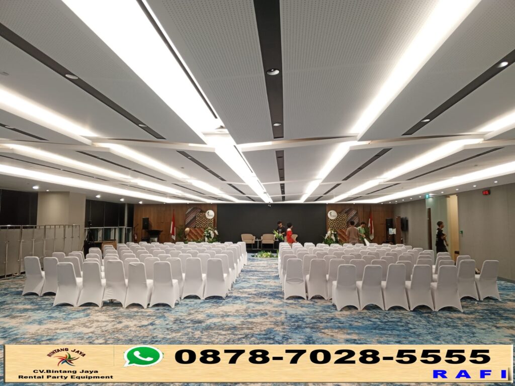 Sewa Kursi Event Sarung Kursi Ketat Putih Sudirman Center Jakarta