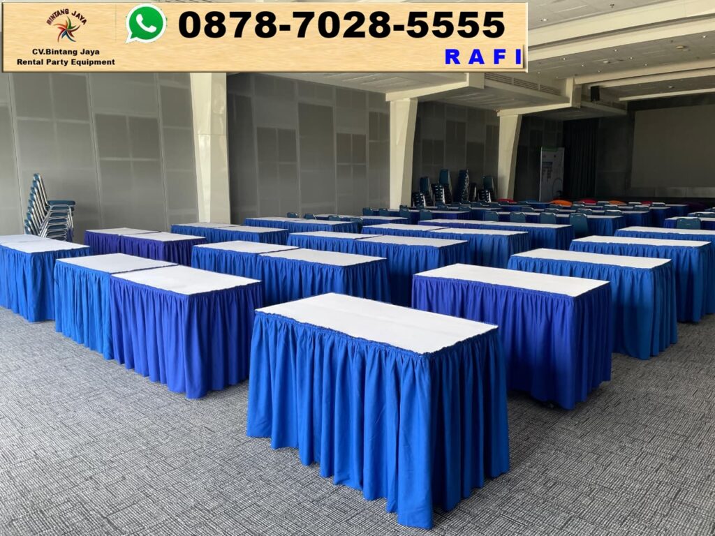 Rental Sewa Meja Kotak Cover Putih Dan Biru Event PT Menjangan Sakti