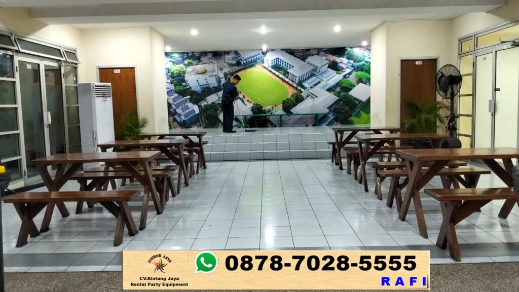 Sewa Meja Serta Bangku Taman Kaki Silang Bogor