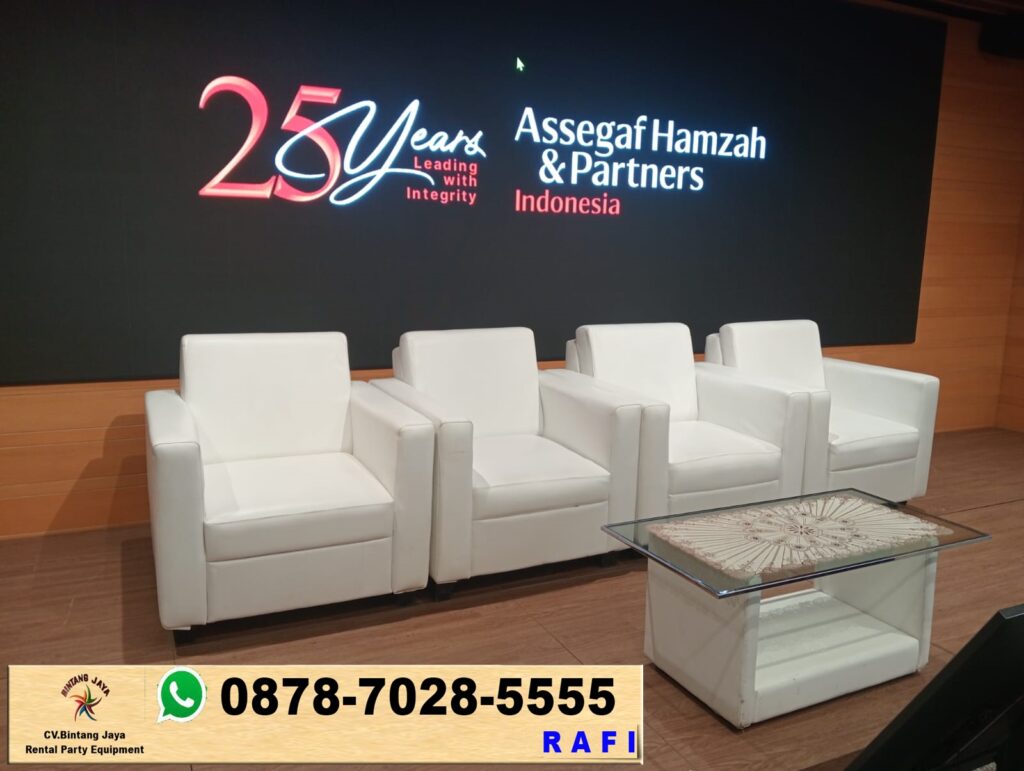 Sewa Meja Dirmy Dan Sofa Single Putih Type Kotak Jakarta