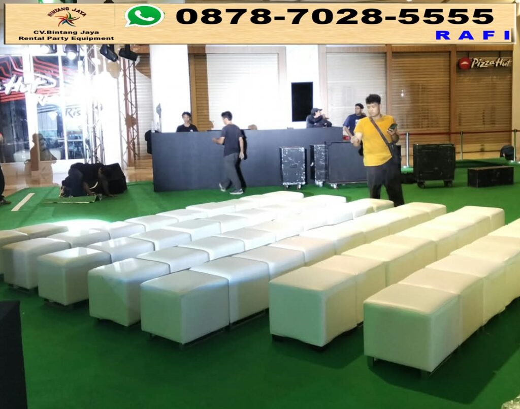 Rental Sewa Sofa Puff Kotak Putih Area Tangerang 0878-7028-5555
