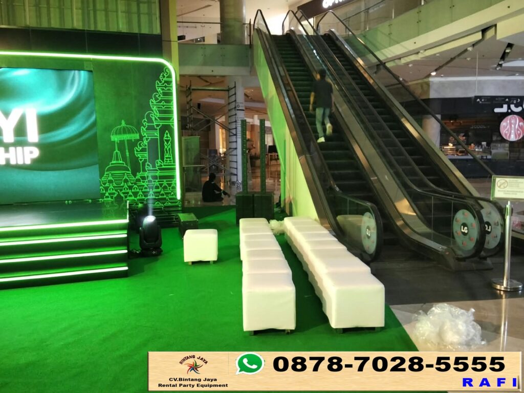 Rental Sewa Sofa Puff Kotak Putih Area Tangerang 0878-7028-5555