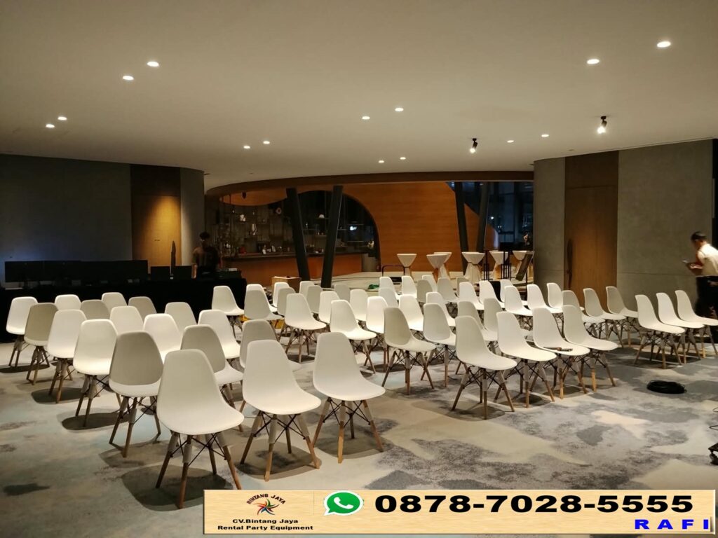 Sewa Kursi Scaramble, Meja Bar Dan Podium Acrylic Jakarta 0878-7028-5555