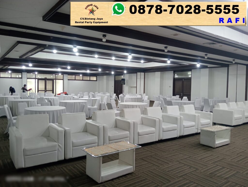 Sewa Kursi Sofa Putih Meja VIP Kaca Karawang 0878-7028-5555