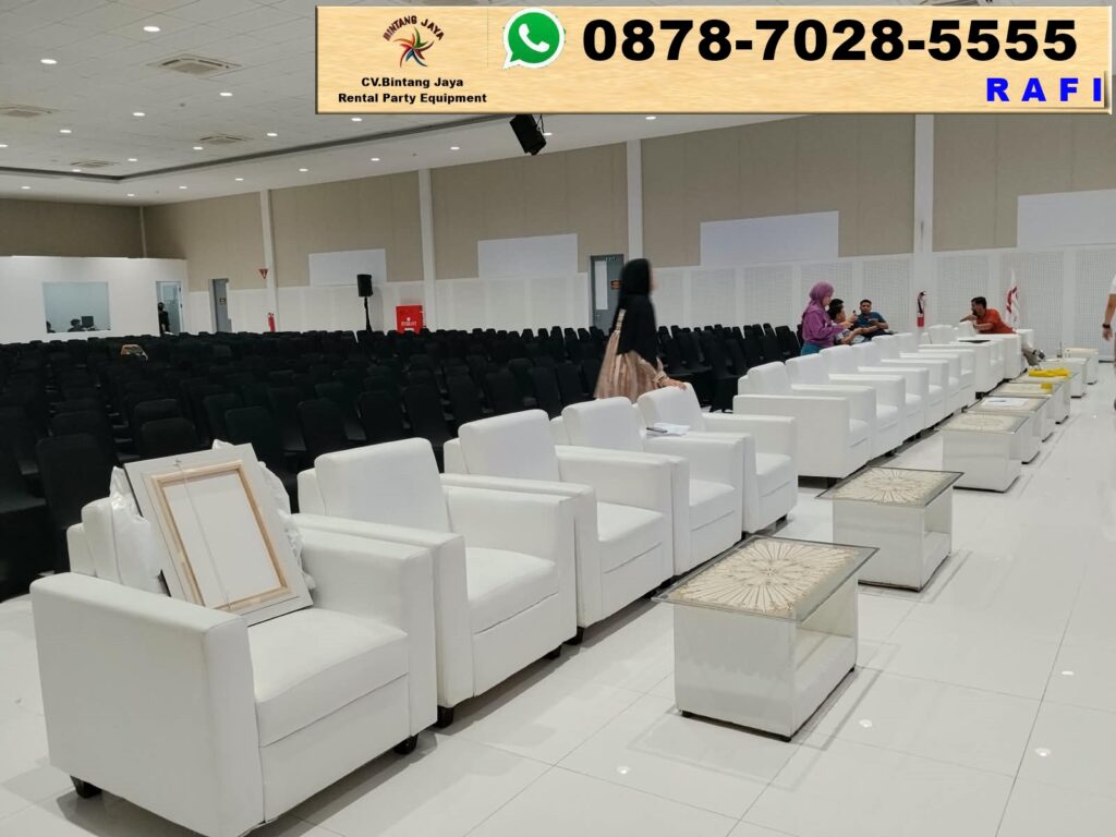 Sewa Kursi Sofa Putih Meja VIP Kaca Karawang 0878-7028-5555
