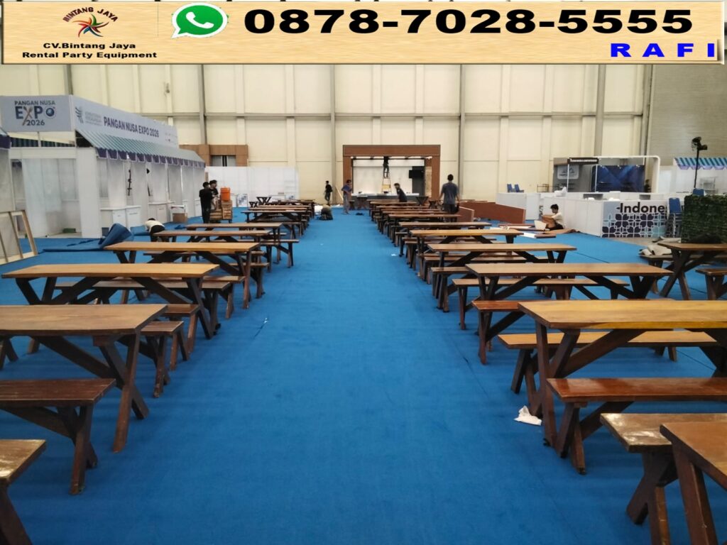 Rental Meja Dan Kursi Kayu Serta Karpet Di Bekasi 0878-7028-5555