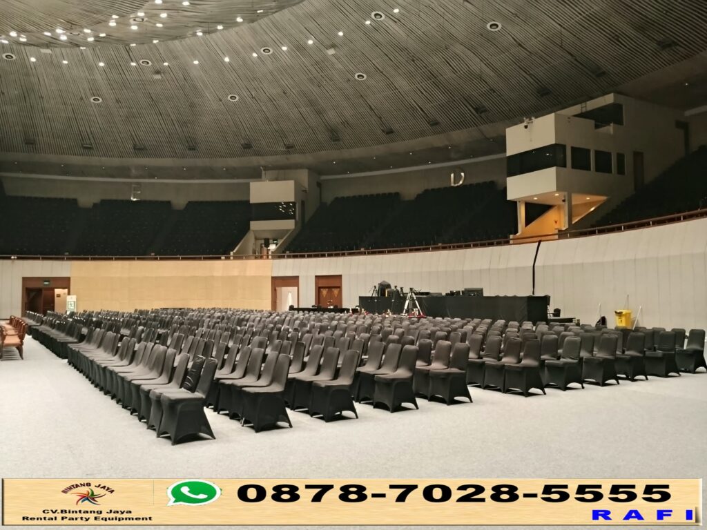 Sewa Kursi Event Cover Hitam Ketat JCC Jakpus 0878-7028-5555