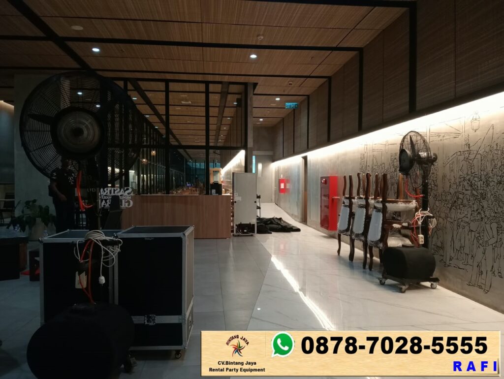 Sewa Misty Fan Serta Panggung Karpet Hitam Jakarta 0878-7028-5555