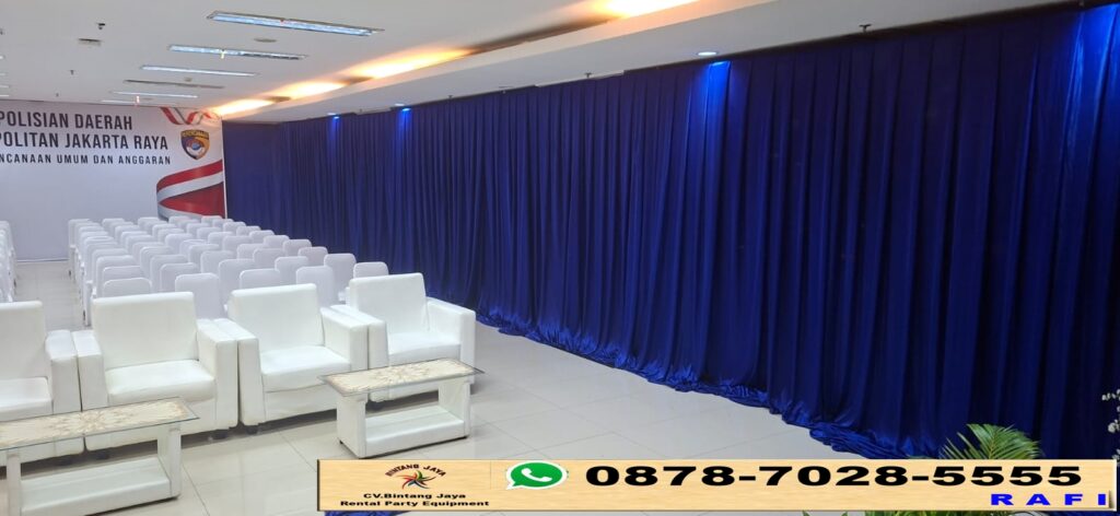 Sewa Tirai Biru Dan Sofa Event Polda Metro Jaya Jakarta